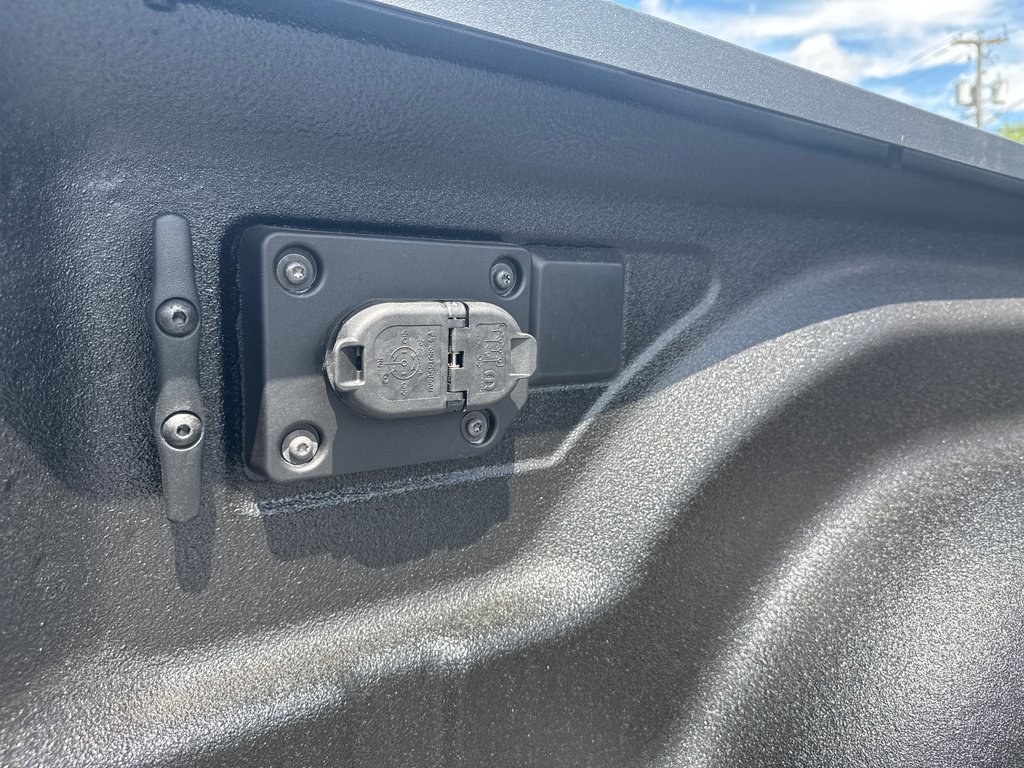 2026 Ram 2500 BIG HORN in Sussex, New Brunswick - 8 - w1024h768px