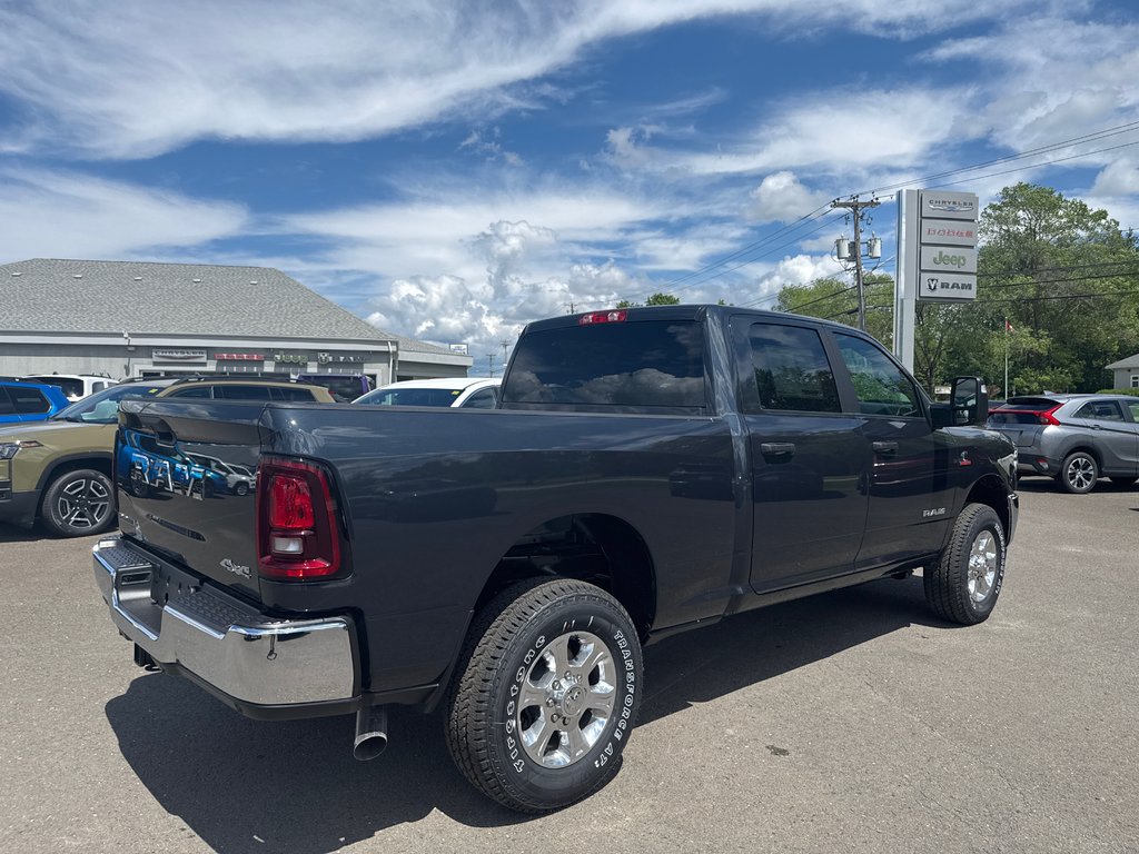 2026 Ram 2500 BIG HORN in Sussex, New Brunswick - 9 - w1024h768px