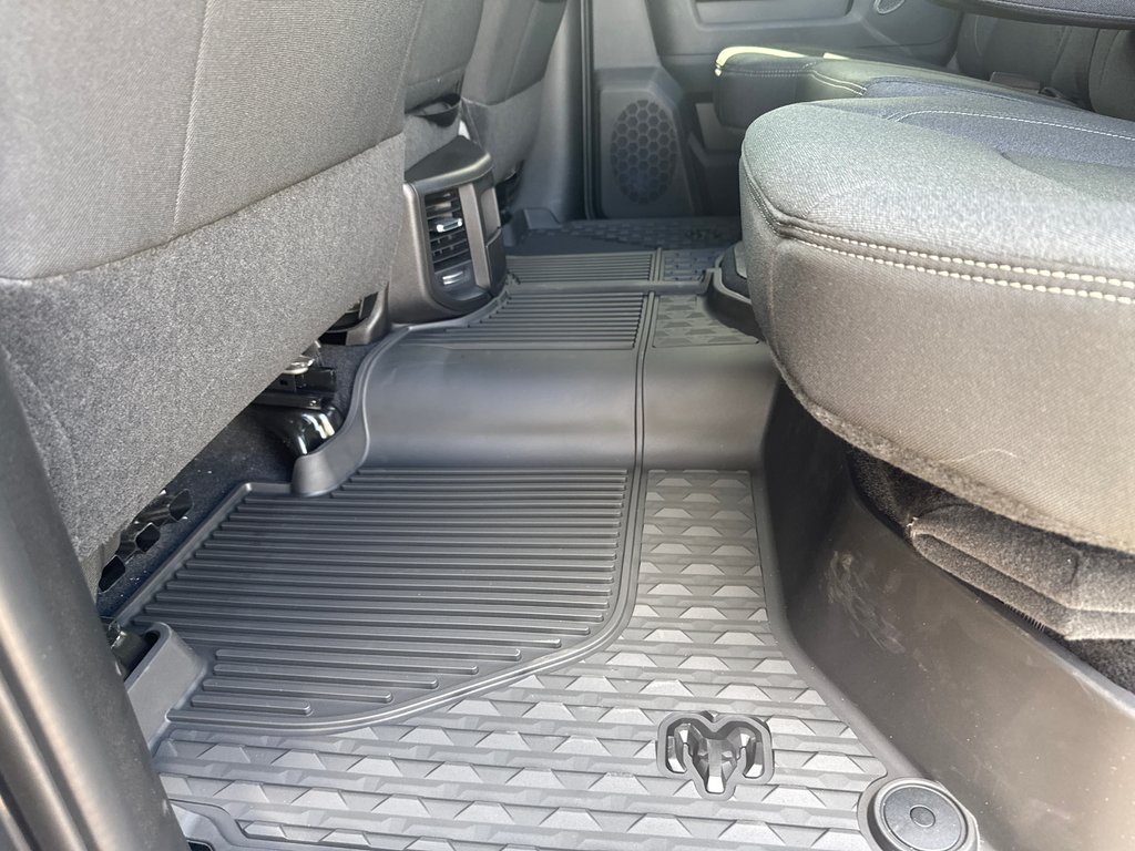 2026 Ram 2500 BIG HORN in Sussex, New Brunswick - 31 - w1024h768px
