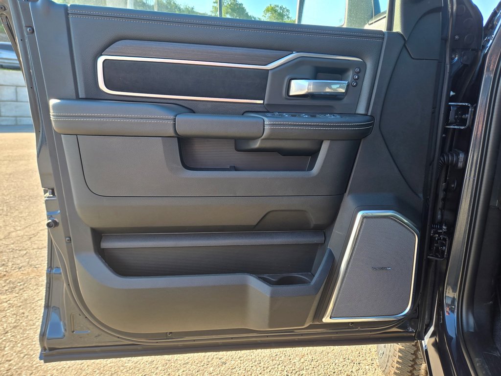 2026 Ram 2500 LARAMIE in Saint John, New Brunswick - 7 - w1024h768px