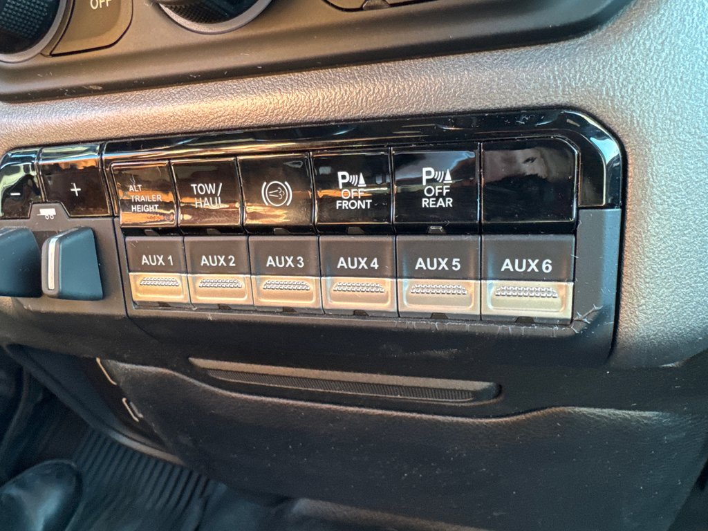 2021 Ram 3500 Big Horn in Sussex, New Brunswick - 28 - w1024h768px