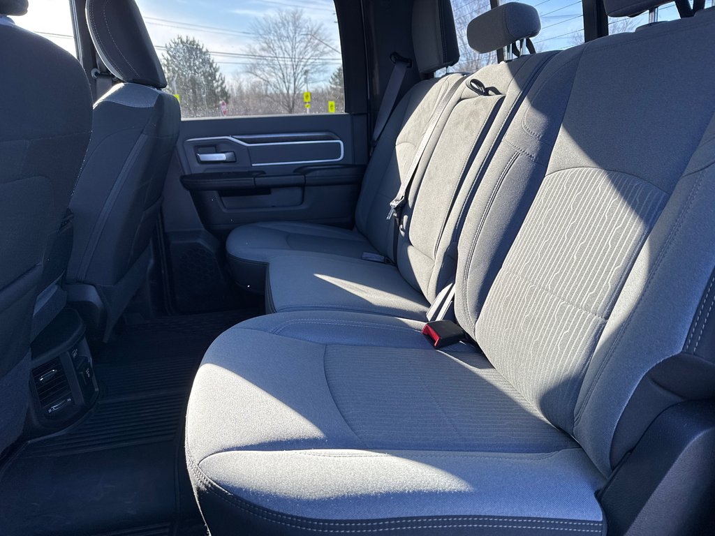 2021 Ram 3500 Big Horn in Sussex, New Brunswick - 32 - w1024h768px