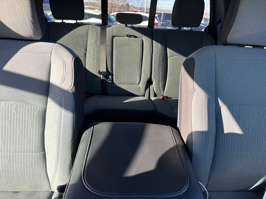 2021 Ram 3500 Big Horn in Sussex, New Brunswick - 31 - w1024h768px