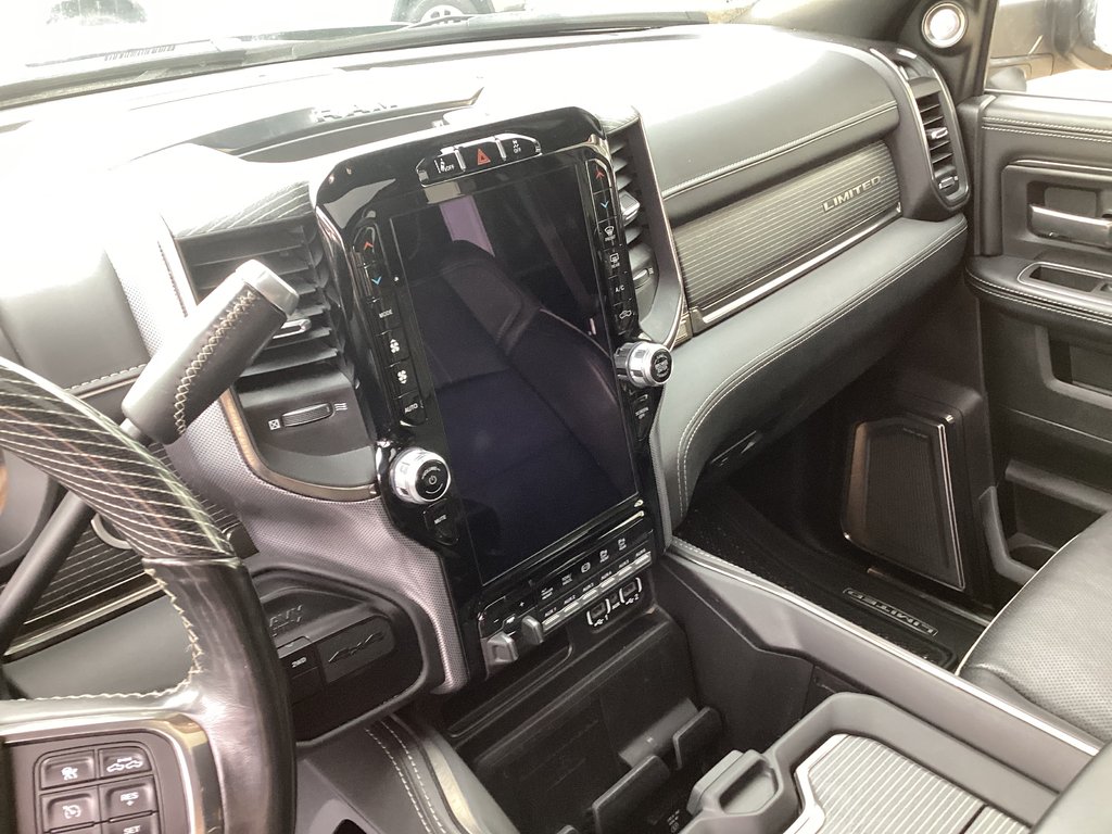 2021 Ram 3500 LIMITED in Saint John, New Brunswick - 17 - w1024h768px