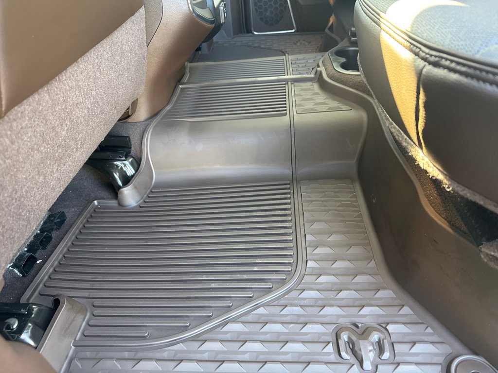 2026 Ram 3500 Laramie 4x4 in Sussex, New Brunswick - 51 - w1024h768px