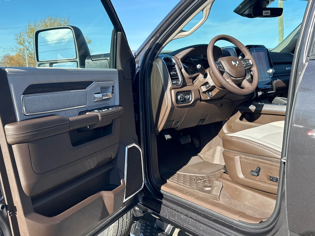2026 Ram 3500 Laramie 4x4 in Sussex, New Brunswick - 23 - w1024h768px