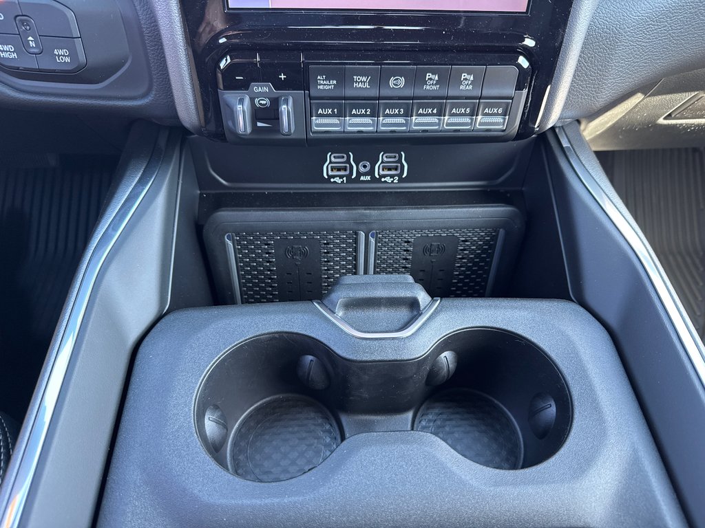 2026 Ram 3500 LARAMIE in Sussex, New Brunswick - 37 - w1024h768px