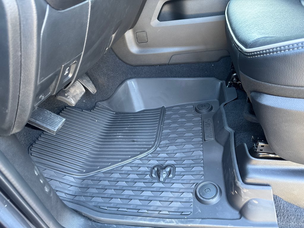 2026 Ram 3500 LARAMIE in Sussex, New Brunswick - 19 - w1024h768px