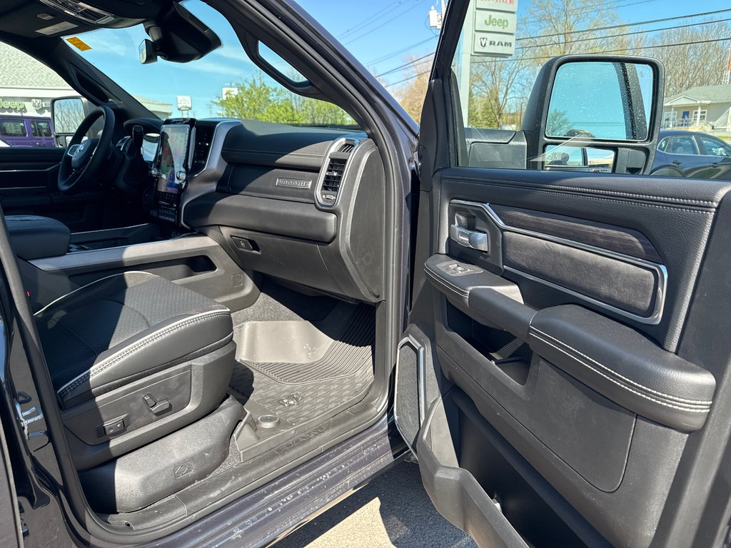 2026 Ram 3500 LARAMIE in Sussex, New Brunswick - 23 - w1024h768px