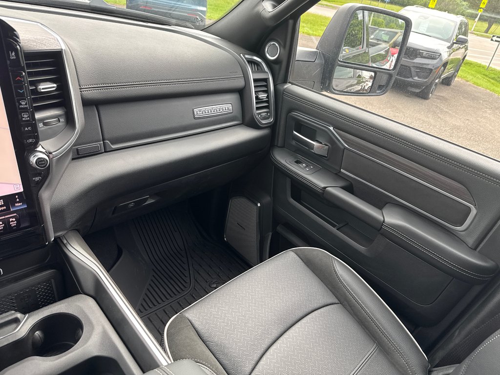 Ram 3500 LARAMIE 2026 à Sussex, Nouveau-Brunswick - 35 - w1024h768px