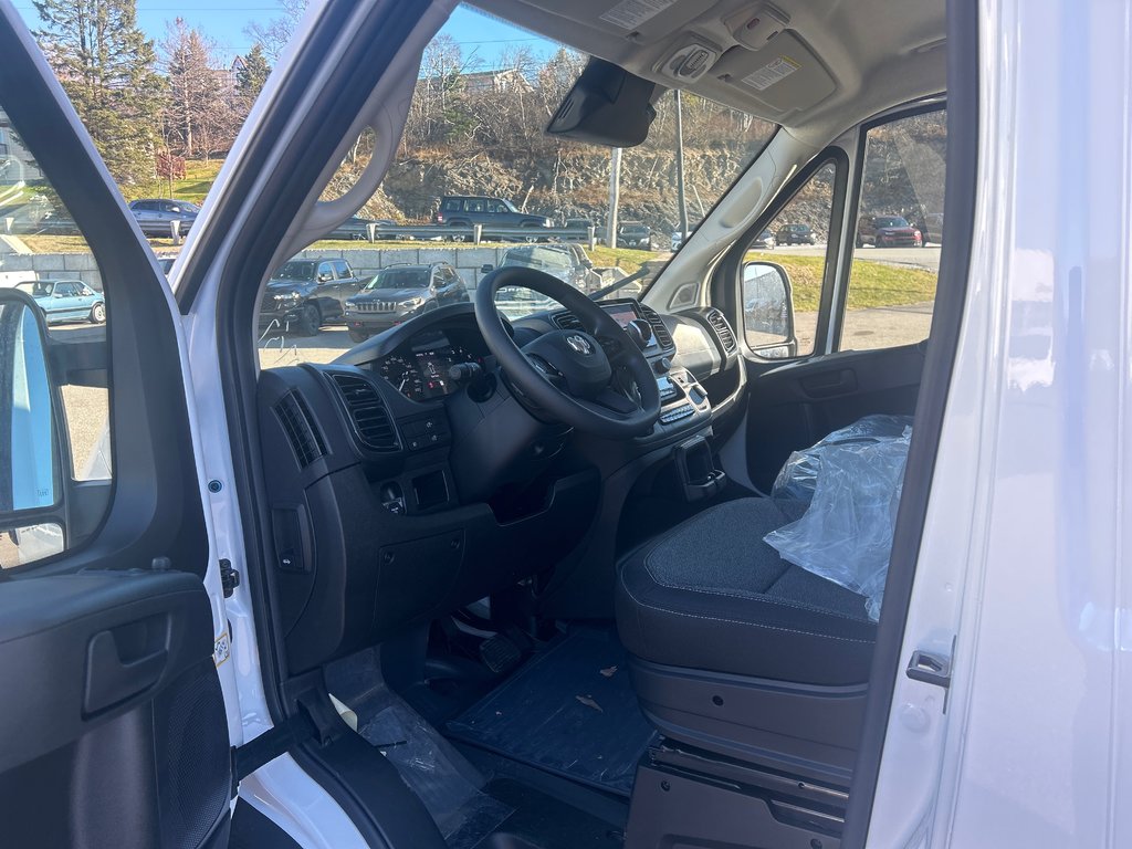 2025  PROMASTER CARGO VAN 2500 TRADESMAN W/ PASS SEAT in Saint John, New Brunswick - 8 - w1024h768px