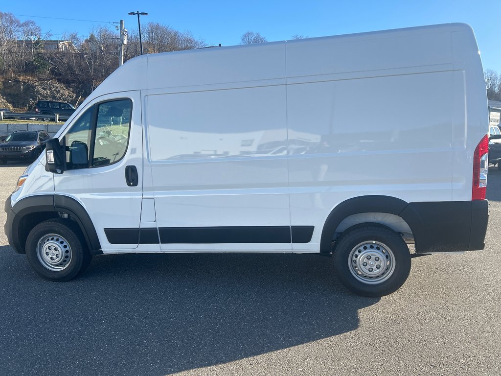 2025  PROMASTER CARGO VAN 2500 TRADESMAN W/ PASS SEAT in Saint John, New Brunswick - 4 - w1024h768px