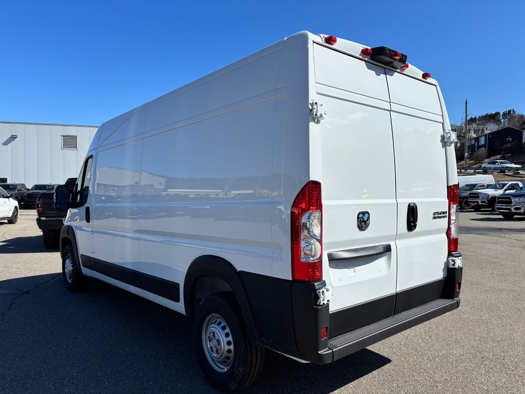 Ram Promaster Cargo Van 2500 TRADESMAN W/ PASS SEAT 2026 à Saint John, Nouveau-Brunswick - 6 - w1024h768px