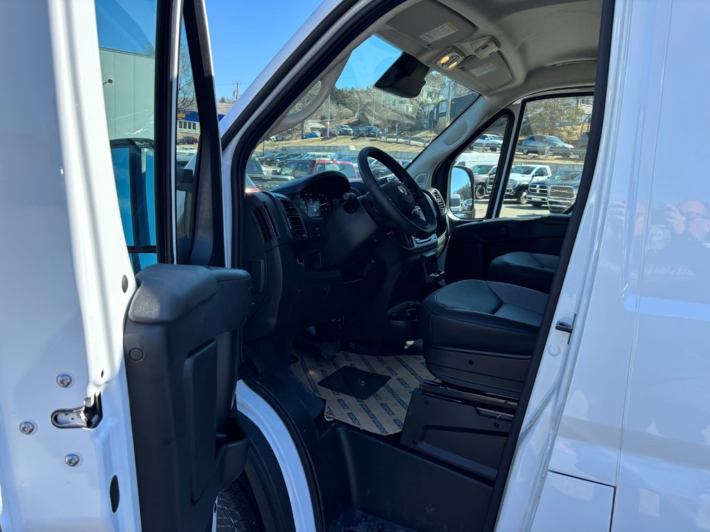 Ram Promaster Cargo Van 2500 TRADESMAN W/ PASS SEAT 2026 à Saint John, Nouveau-Brunswick - 11 - w1024h768px