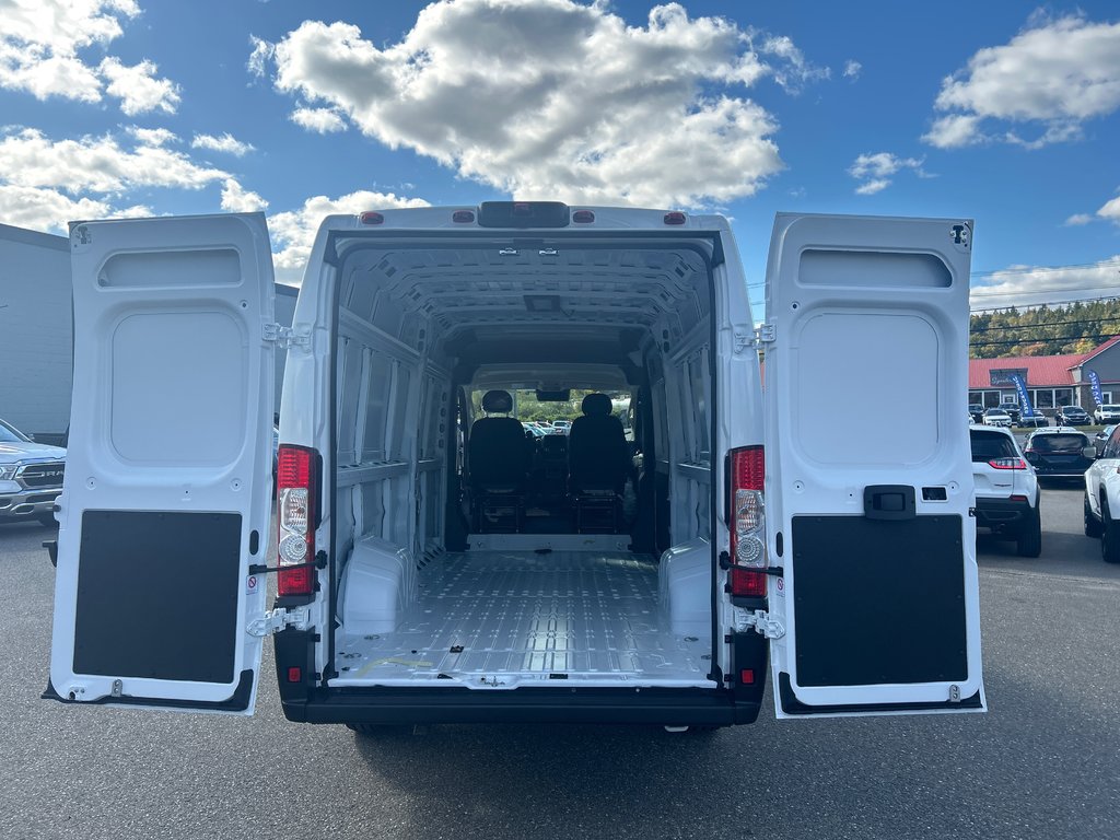 2025  PROMASTER CARGO VAN 3500 TRADESMAN W/ PASS SEAT in Saint John, New Brunswick - 6 - w1024h768px