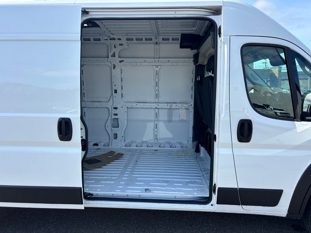 2026 Ram Promaster Cargo Van 3500 TRADESMAN W/ PASS SEAT in Saint John, New Brunswick - 10 - w1024h768px