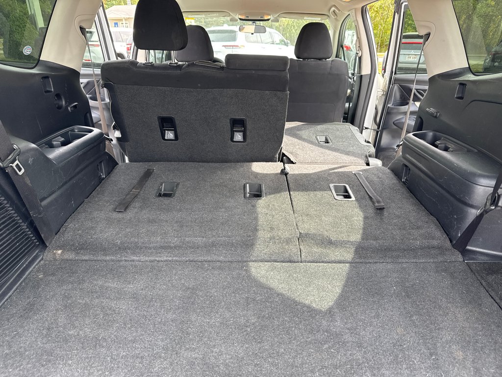 2021 Subaru ASCENT Premium in Sussex, New Brunswick - 37 - w1024h768px