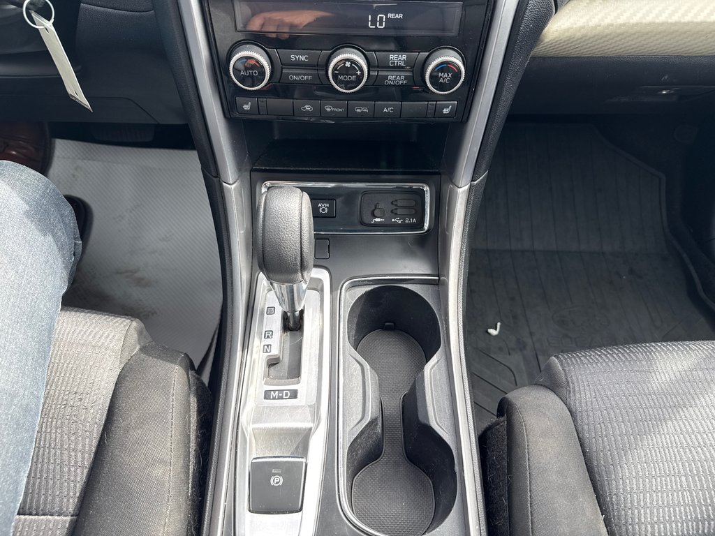 2021 Subaru ASCENT Premium in Sussex, New Brunswick - 19 - w1024h768px