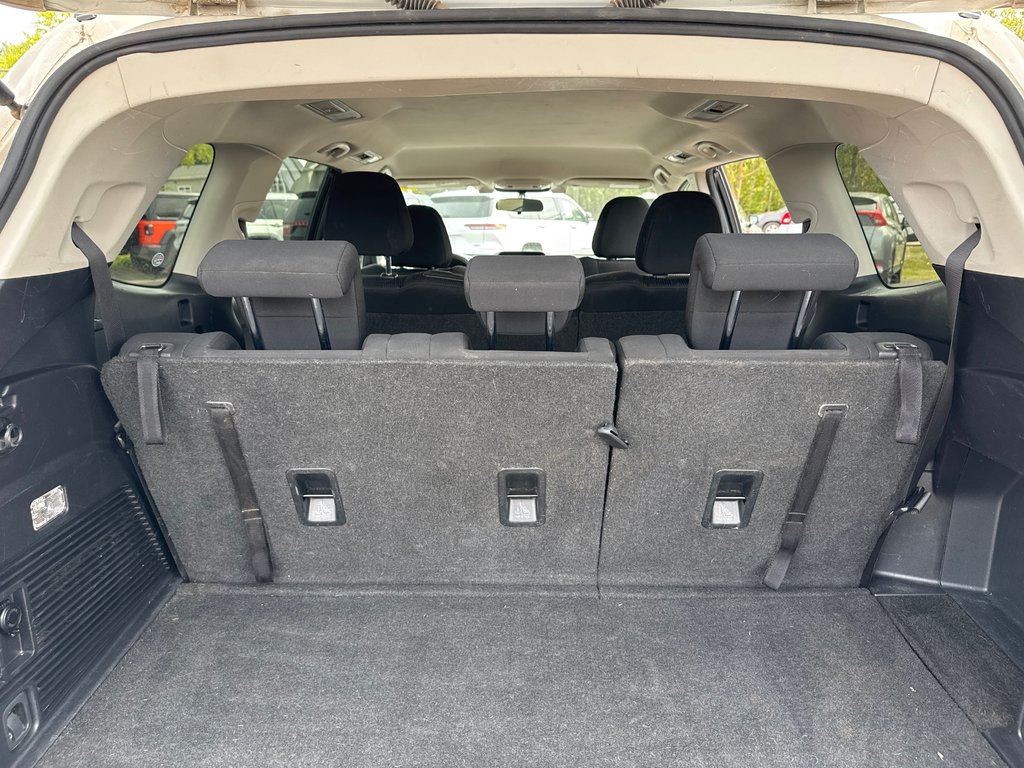 2021 Subaru ASCENT Premium in Sussex, New Brunswick - 34 - w1024h768px