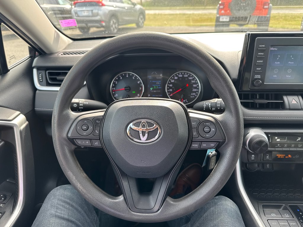 2020 Toyota RAV4 LE in Sussex, New Brunswick - 15 - w1024h768px