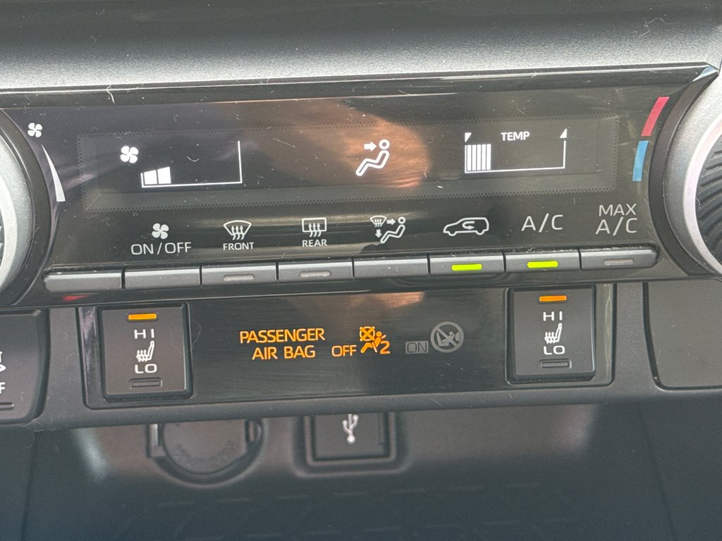 2020 Toyota RAV4 LE in Sussex, New Brunswick - 24 - w1024h768px