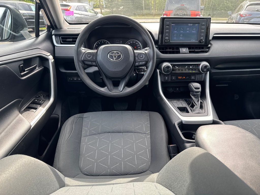 2020 Toyota RAV4 LE in Sussex, New Brunswick - 14 - w1024h768px