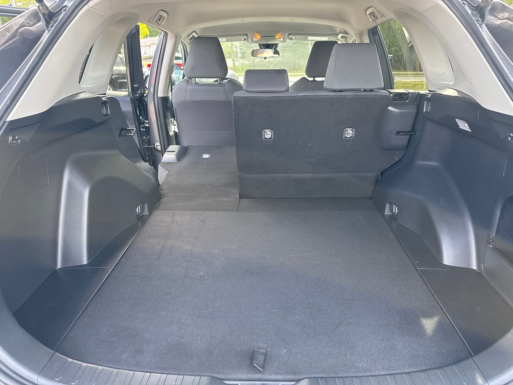 2020 Toyota RAV4 LE in Sussex, New Brunswick - 33 - w1024h768px