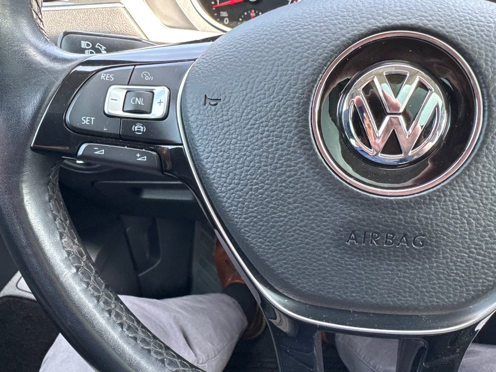 2019 Volkswagen Tiguan Comfortline w/ NAV & Moonroof in Sussex, New Brunswick - 20 - w1024h768px