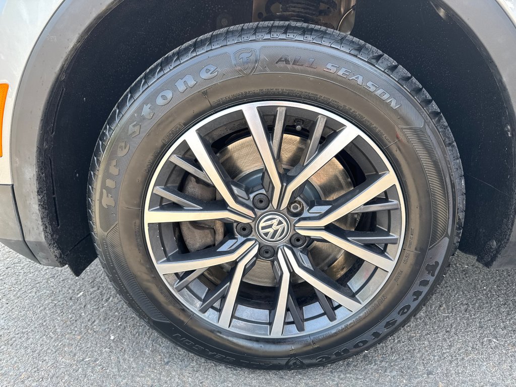 2019 Volkswagen Tiguan Comfortline w/ NAV & Moonroof in Sussex, New Brunswick - 10 - w1024h768px