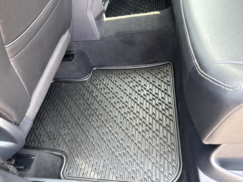 2019 Volkswagen Tiguan Comfortline w/ NAV & Moonroof in Sussex, New Brunswick - 34 - w1024h768px