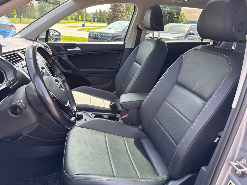 2019 Volkswagen Tiguan Comfortline w/ NAV & Moonroof in Sussex, New Brunswick - 15 - w1024h768px