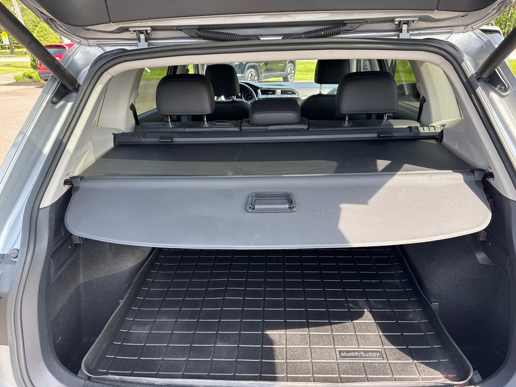2019 Volkswagen Tiguan Comfortline w/ NAV & Moonroof in Sussex, New Brunswick - 35 - w1024h768px