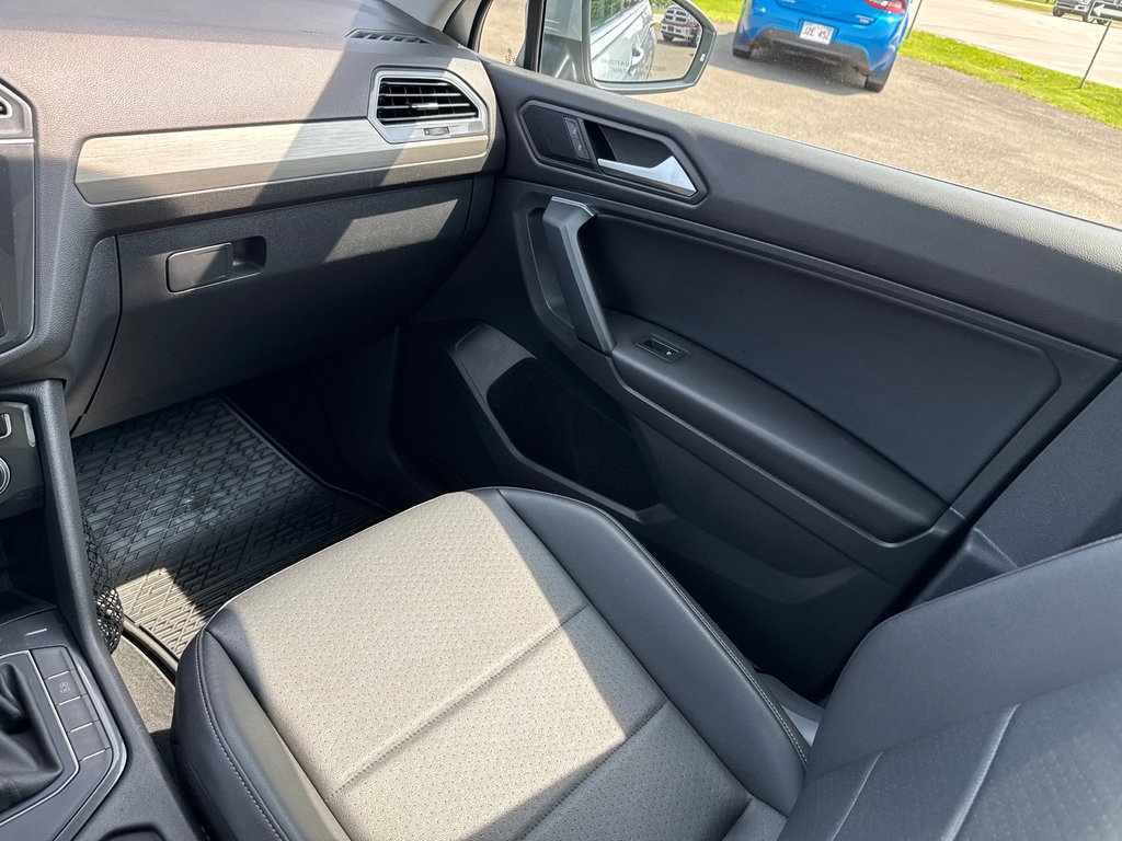 2019 Volkswagen Tiguan Comfortline w/ NAV & Moonroof in Sussex, New Brunswick - 30 - w1024h768px