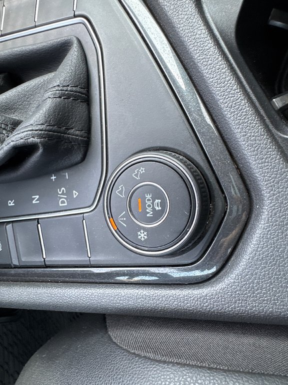 2019 Volkswagen Tiguan Comfortline w/ NAV & Moonroof in Sussex, New Brunswick - 25 - w1024h768px