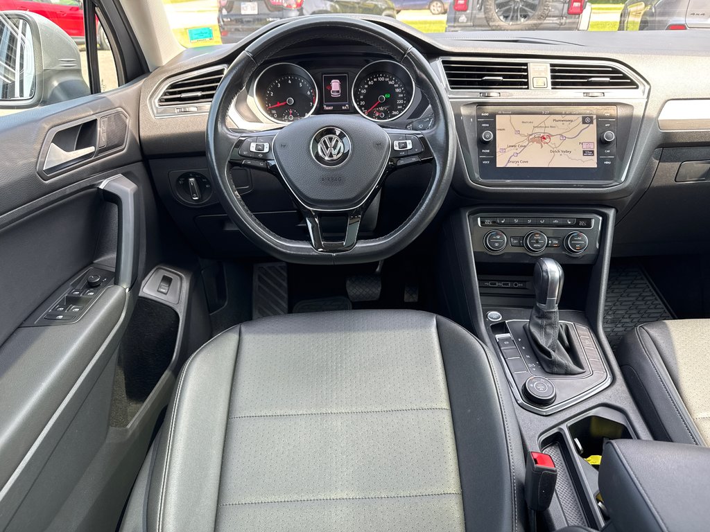 2019 Volkswagen Tiguan Comfortline w/ NAV & Moonroof in Sussex, New Brunswick - 16 - w1024h768px