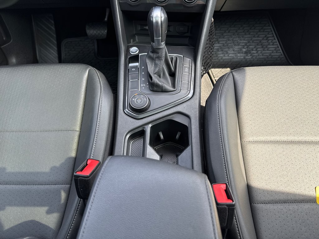 2019 Volkswagen Tiguan Comfortline w/ NAV & Moonroof in Sussex, New Brunswick - 24 - w1024h768px
