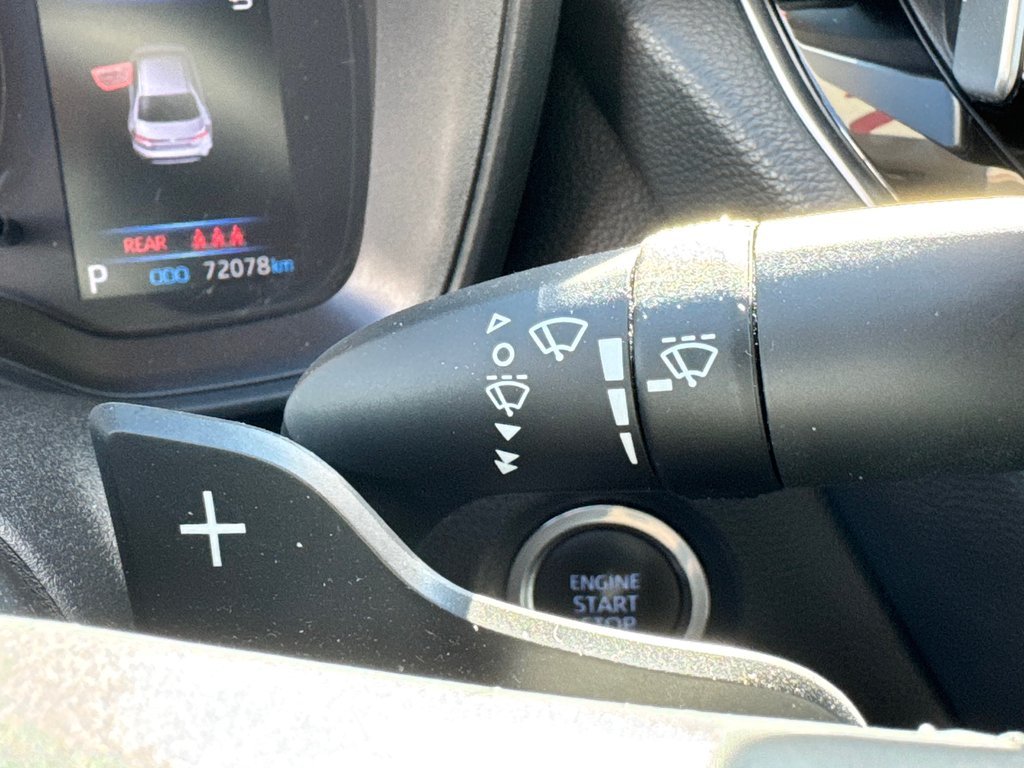 2021 Toyota COROLLA SE in Thetford Mines, Quebec - 32 - w1024h768px