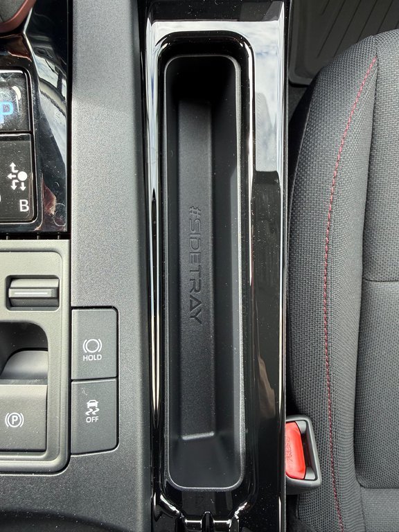 2026 Toyota Prius Plug-In Hybrid SE in Thetford Mines, Quebec - 33 - w1024h768px