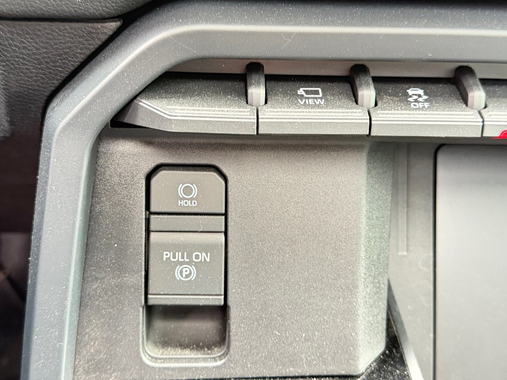 2026 Toyota Tundra Limited Hybrid in Thetford Mines, Quebec - 53 - w1024h768px