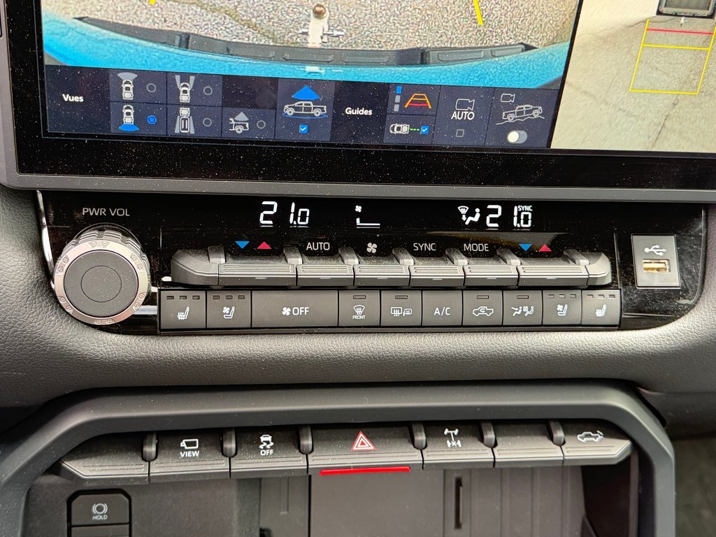 2026 Toyota Tundra Limited Hybrid in Thetford Mines, Quebec - 52 - w1024h768px
