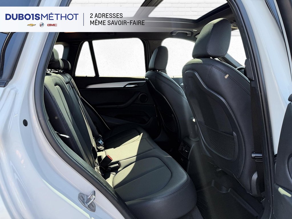 BMW X1 xDrive28i, TOIT, CUIR, GPS, AWD !!! 2020 à Victoriaville, Québec - 13 - w1024h768px