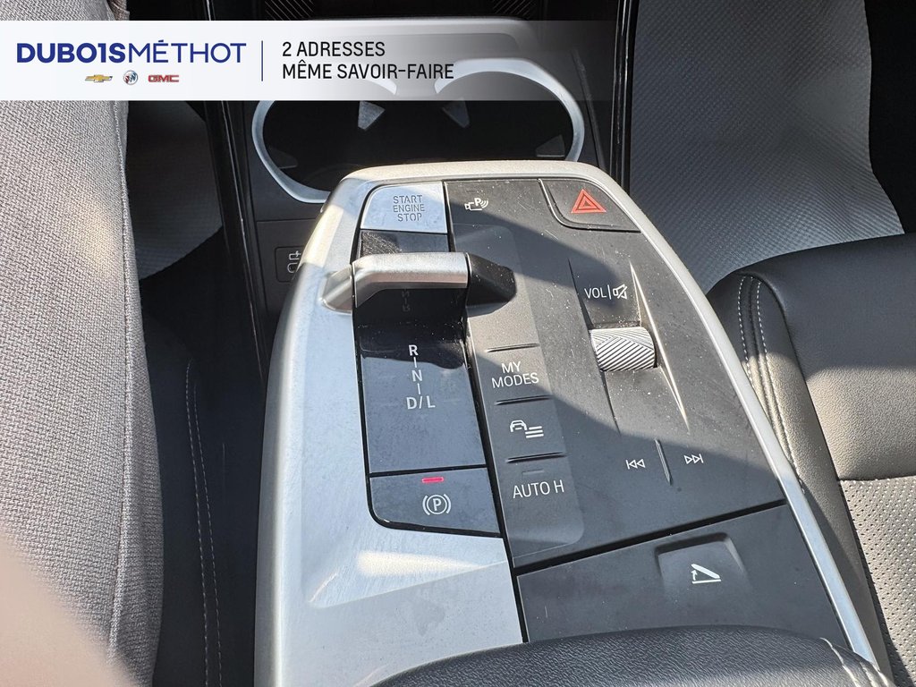 2025 BMW X1 xDrive28i, AWD, CUIR, TOIT !!! in Plessisville, Quebec - 17 - w1024h768px