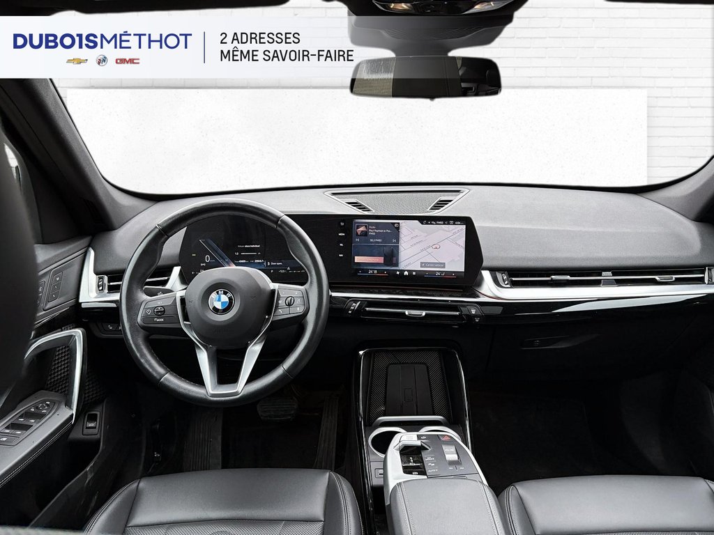BMW X1 xDrive28i, AWD, CUIR, TOIT !!! 2025 à Plessisville, Québec - 12 - w1024h768px