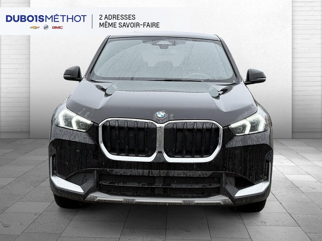 BMW X1 xDrive28i, AWD, CUIR, TOIT !!! 2025 à Plessisville, Québec - 3 - w1024h768px