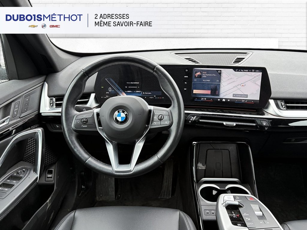 BMW X1 xDrive28i, AWD, CUIR, TOIT !!! 2025 à Plessisville, Québec - 13 - w1024h768px