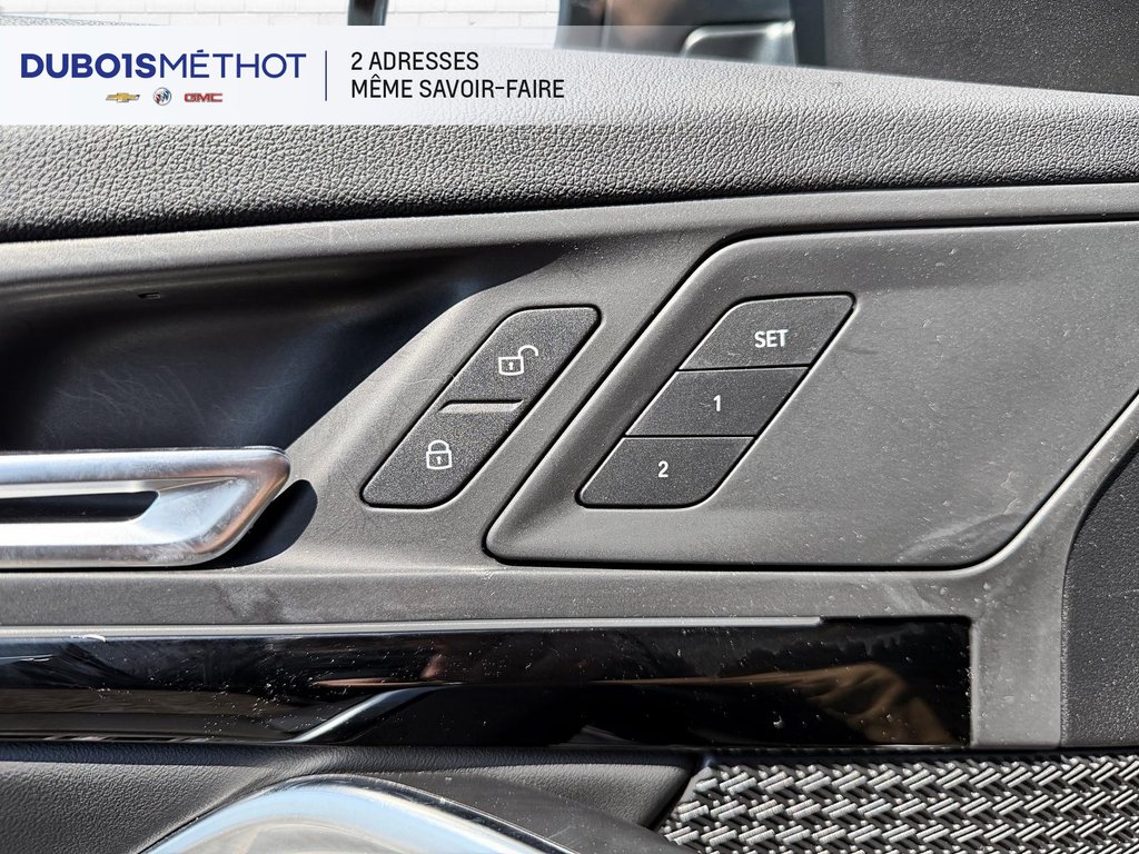 2025 BMW X2 xDrive28i, AWD, CUIR, TOIT, VUS COUPE !!! in Plessisville, Quebec - 19 - w1024h768px