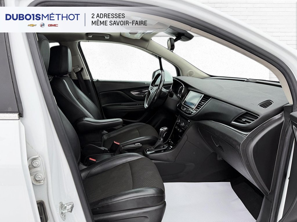 2018 Buick Encore SPORT TOURING, AWD, TOIT, AUTOMATIQUE !!! in Victoriaville, Quebec - 12 - w1024h768px