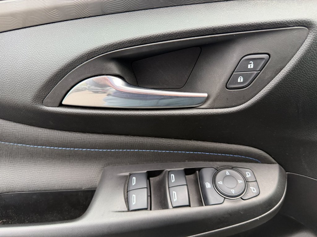 2025 Buick Envista in Plessisville, Quebec - 15 - w1024h768px