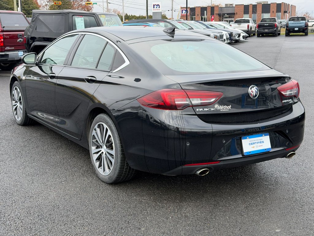 2018 Buick Regal Sportback in Victoriaville, Quebec - 5 - w1024h768px