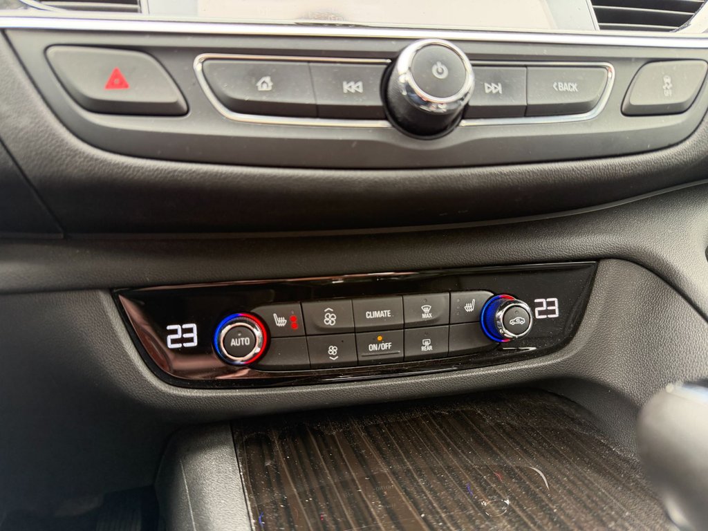 2018 Buick Regal Sportback in Victoriaville, Quebec - 24 - w1024h768px